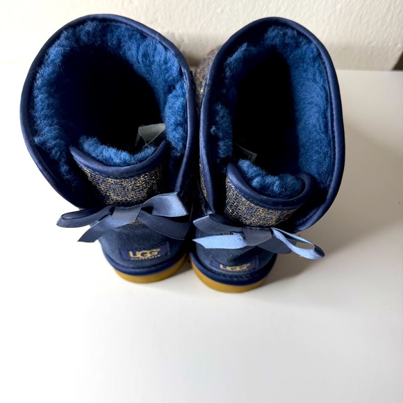 Uggs fuzzy boots NWOT - Picture 6 of 6